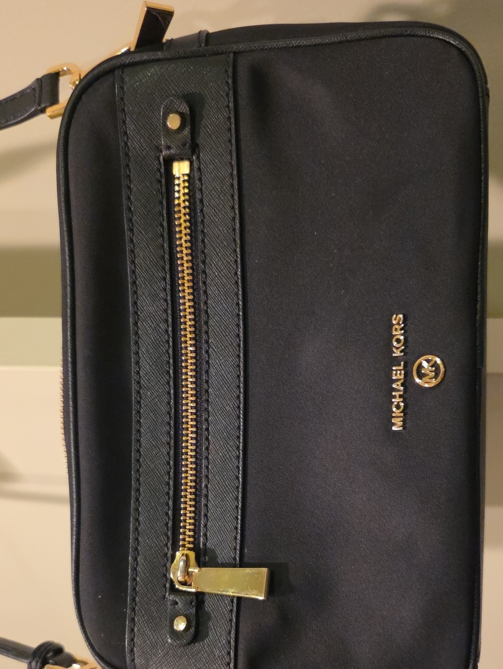 MICHAEL KORS Black Bag with Gold Accents